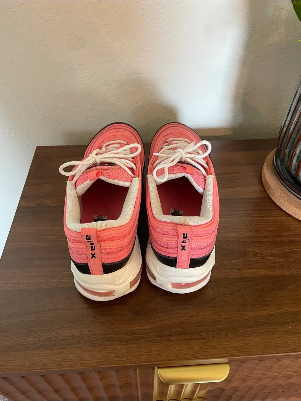 Nike Men 's Air Max 97 Pink and Black Athletic Shoes Air